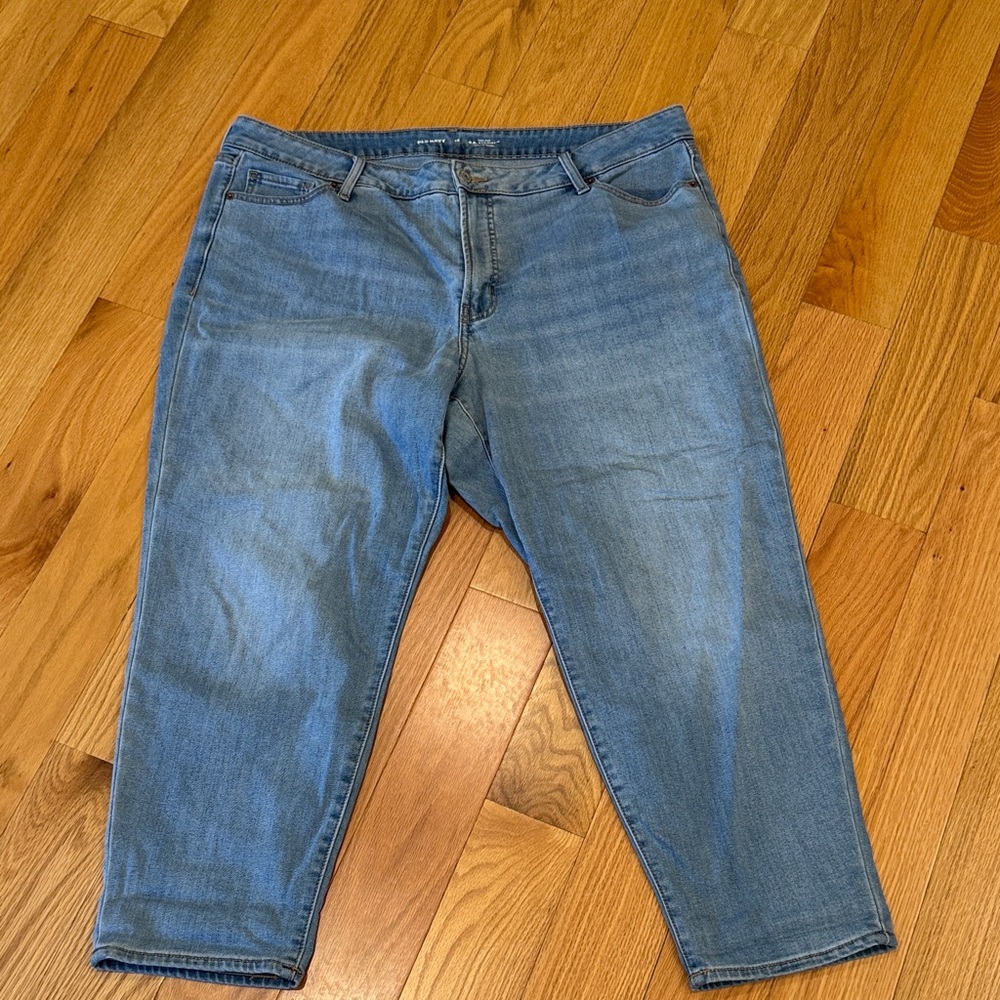 Old Navy Light Blue Relaxed Jeans